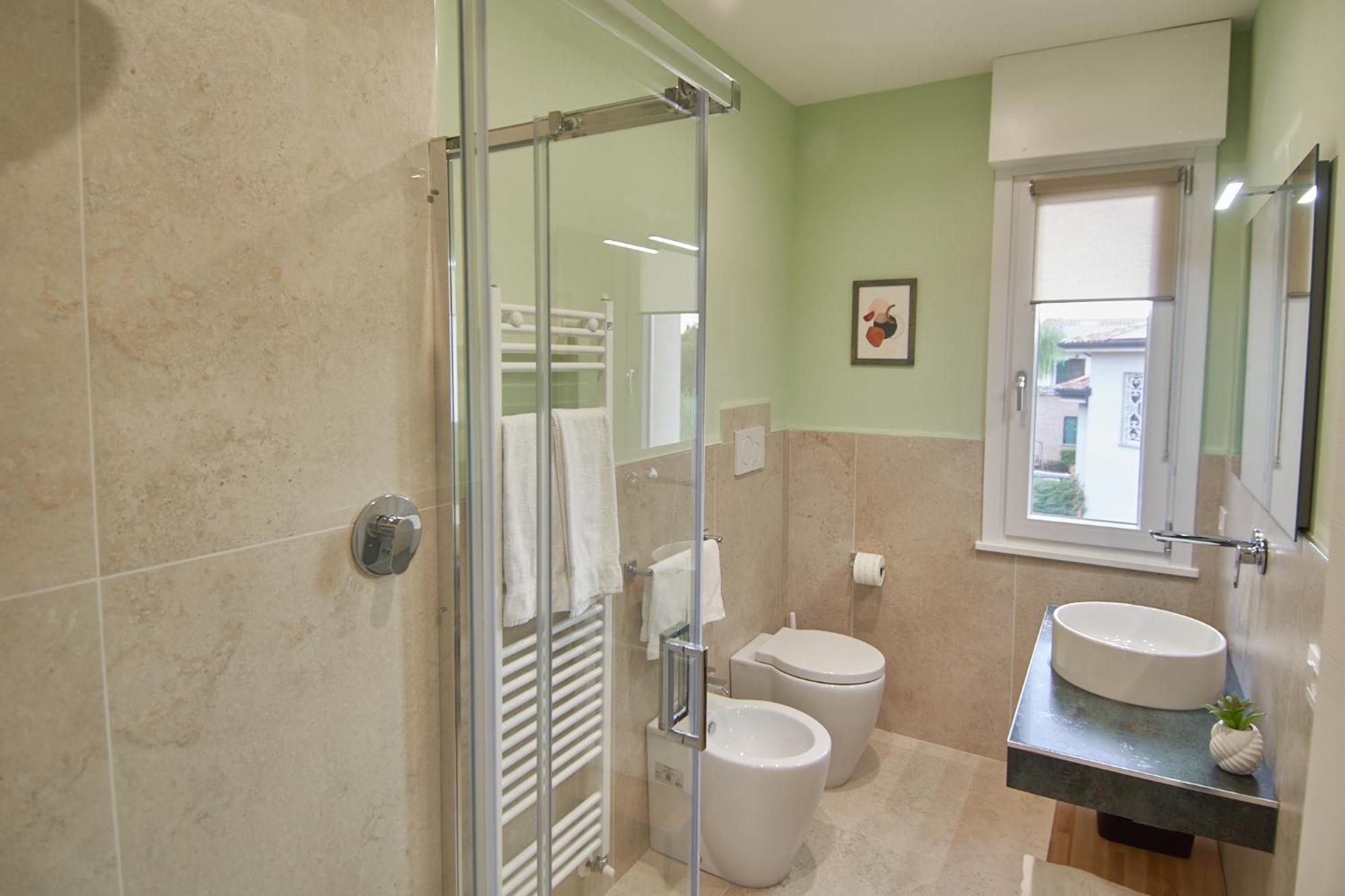 Mira Assisi Apartment Bastia Umbra Bagian luar foto