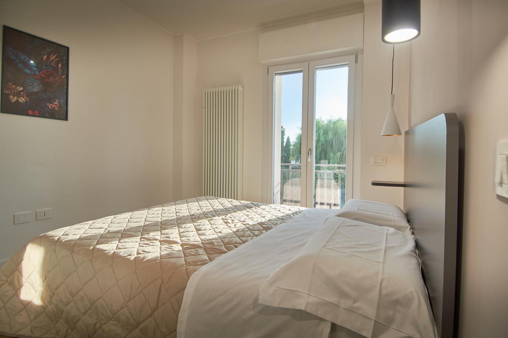 Mira Assisi Apartment Bastia Umbra Bagian luar foto