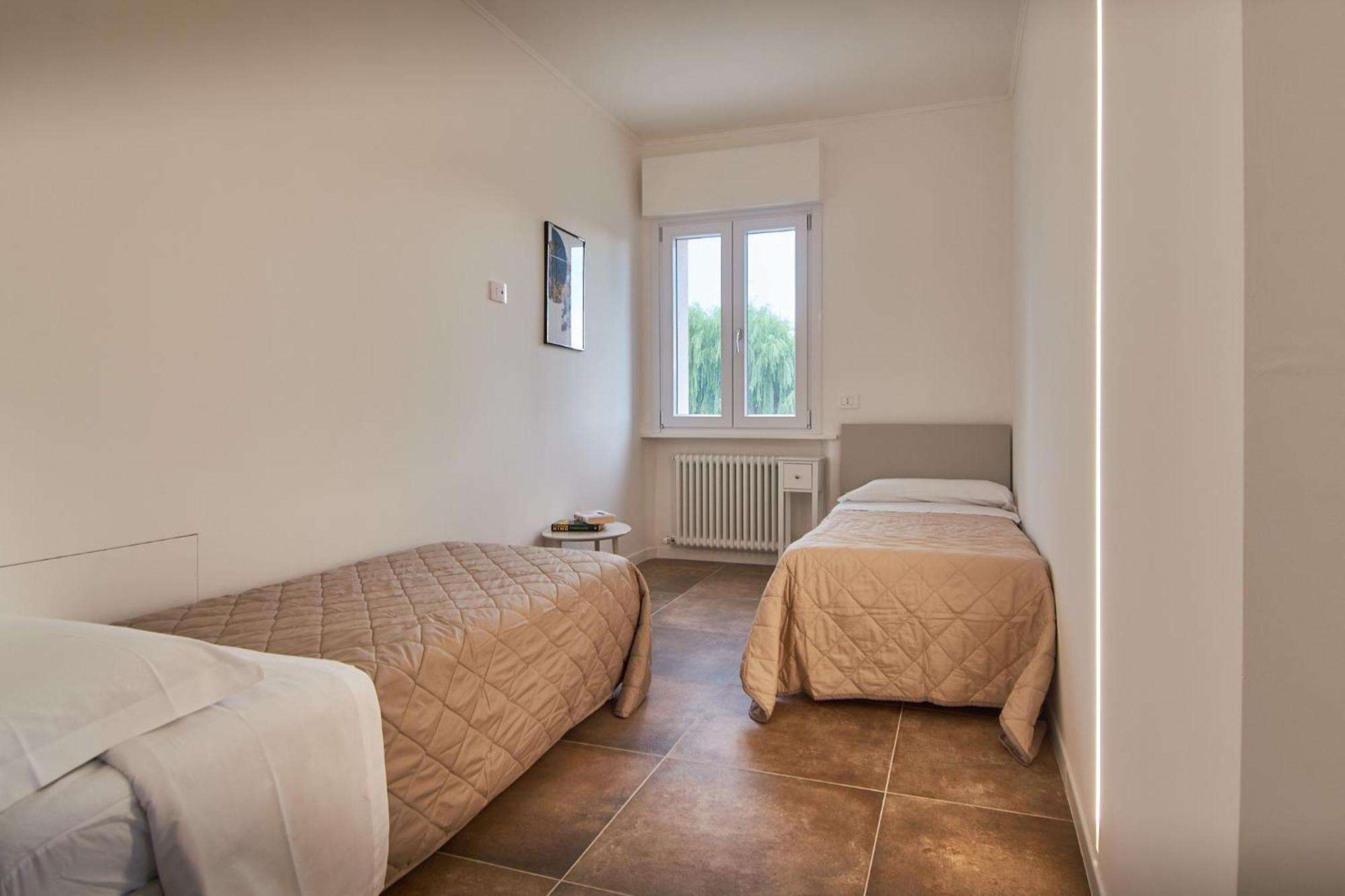 Mira Assisi Apartment Bastia Umbra Bagian luar foto
